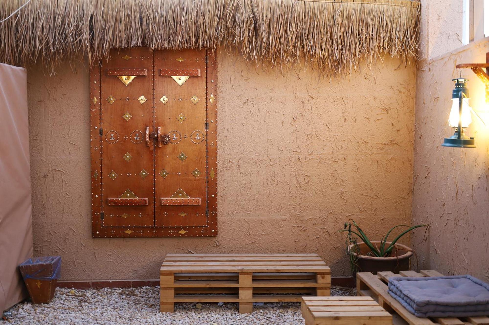 Sands Inn Hostel Riadh Exterior foto